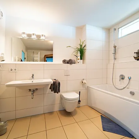 Fewo Brigantine 33, 3 Zi By Seeblick Ferien Oro Apartman